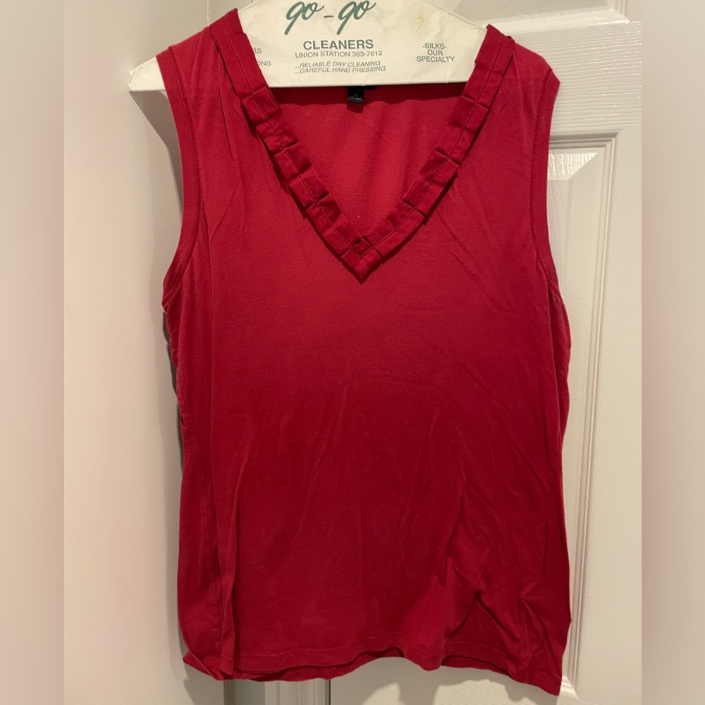 Top sleeveless